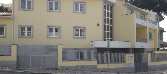 3 bedrooms House in Cascais, Portugal No. 145558 2