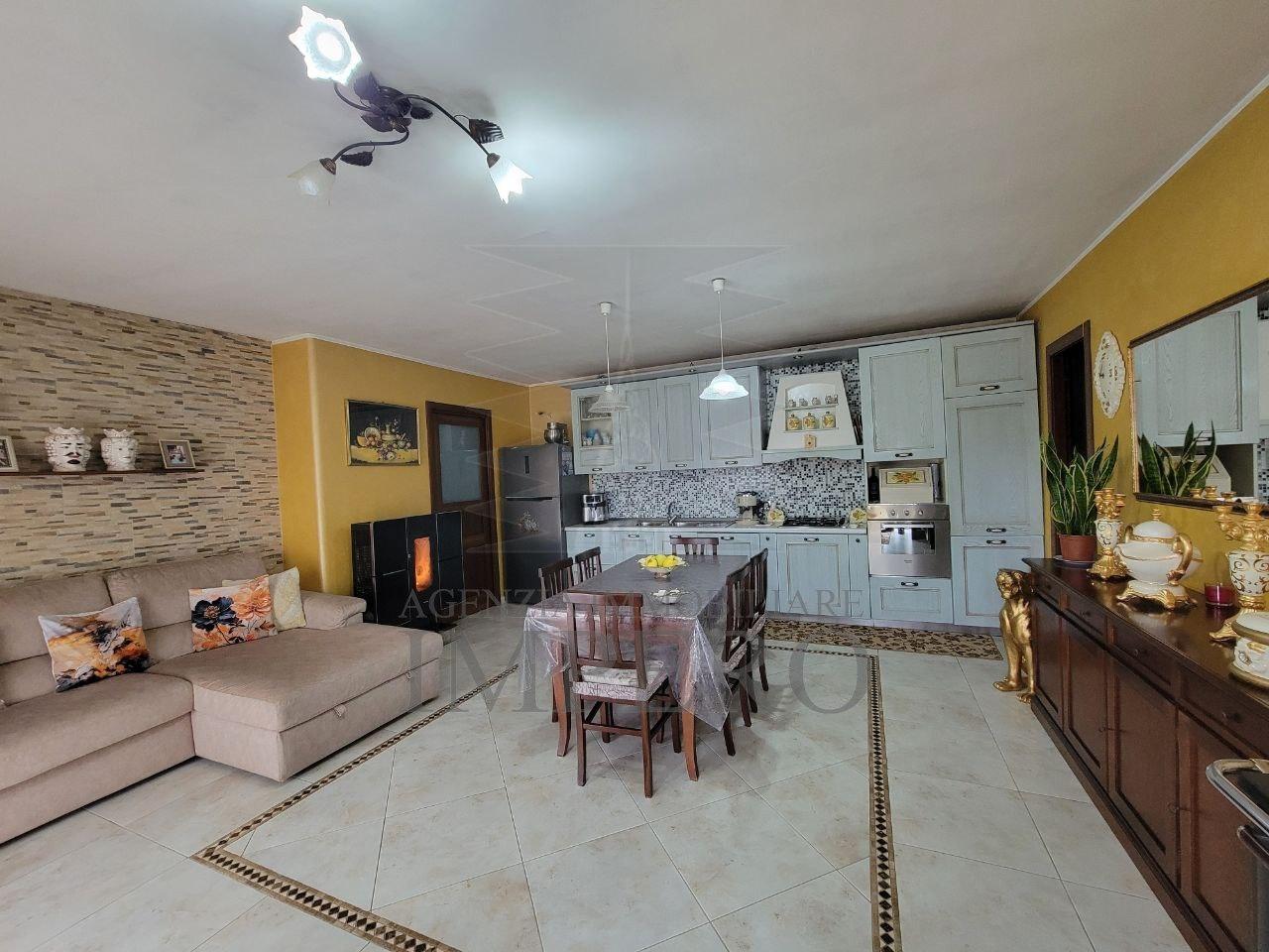 Вилла с 3 комнатами в Вентимилья, Италия № 14621