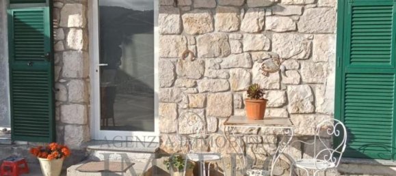 3-salle Villa à Ventimiglia, Italy No. 14621 10