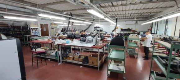 Armazém em Scandicci, Italy 258 m² N.º 369796 4