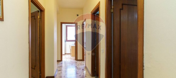 3-salle Appartement à Catania, Italy No. 81980 13