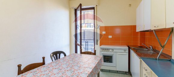3-salle Appartement à Catania, Italy No. 81980 4