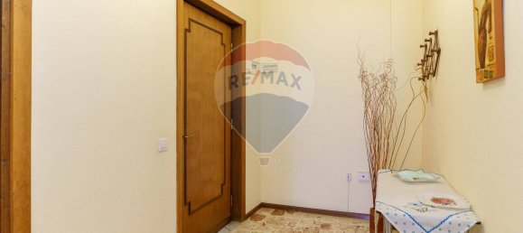 3-salle Appartement à Catania, Italy No. 81980 45