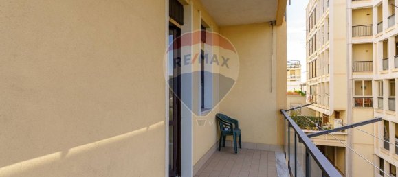 3-salle Appartement à Catania, Italy No. 81980 8