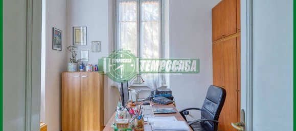 Вилла с 8 спальнями в Варесе, Италия № 307846 2