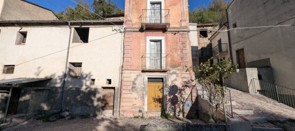 1 bedroom House in Goriano Sicoli, Italy No. 265888 9