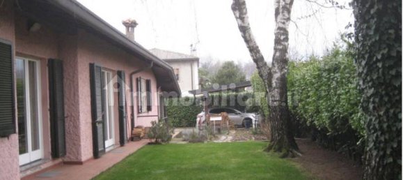 6 bedrooms Villa in Montorfano, Italy No. 314931 9