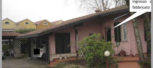 6 bedrooms Villa in Montorfano, Italy No. 314931 23