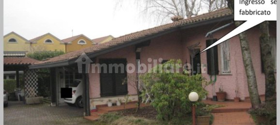 6 bedrooms Villa in Montorfano, Italy No. 314931 13