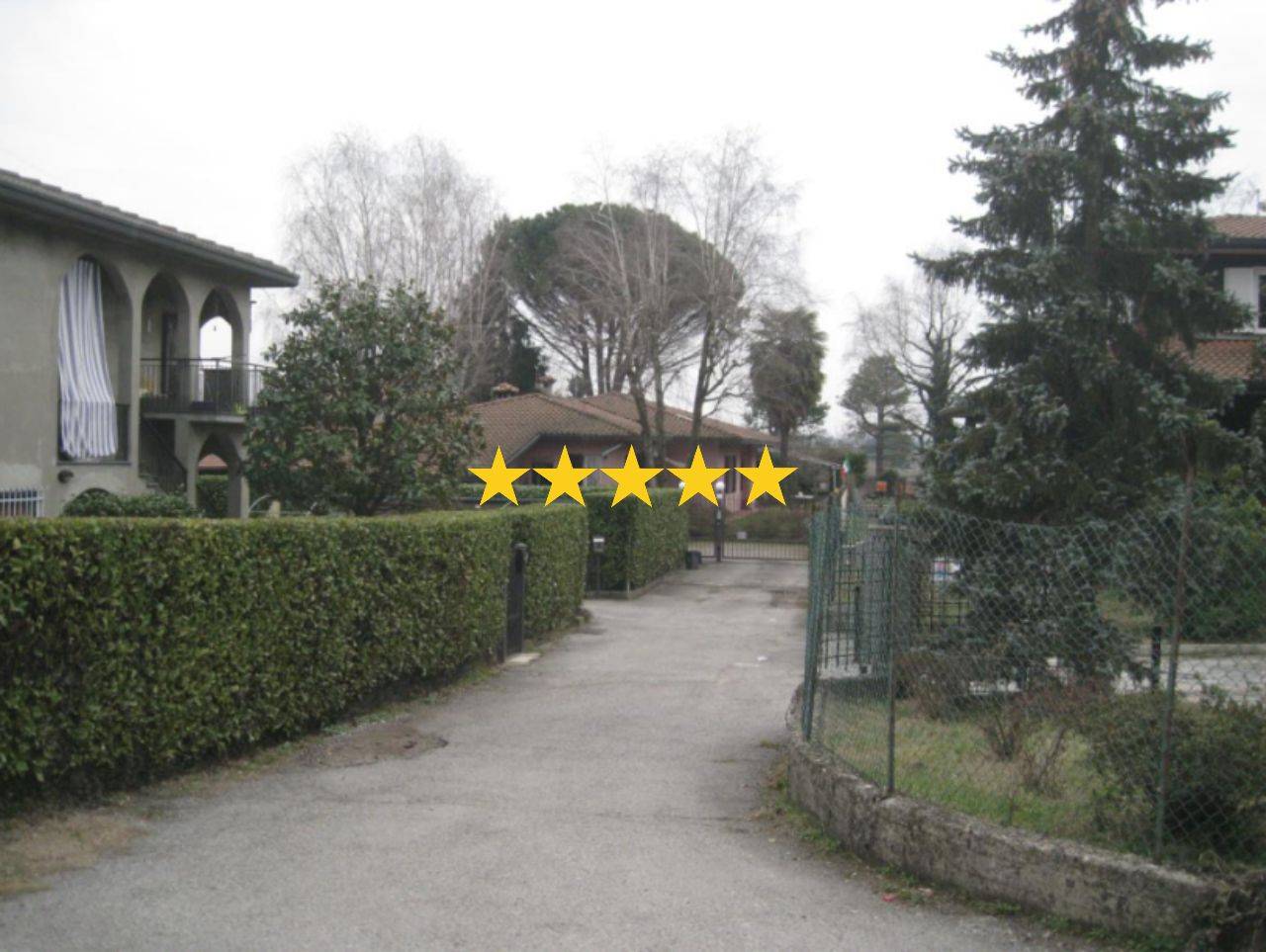 6 bedrooms Villa in Montorfano, Italy No. 314931