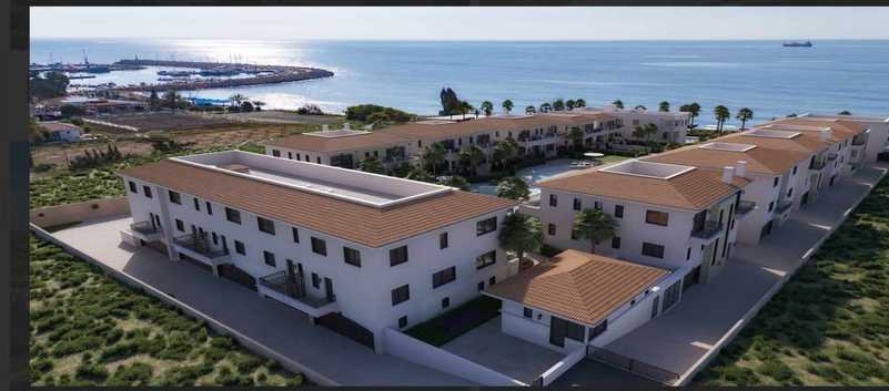 5 bedrooms Commercial property in Zygi, Cyprus No. 80732