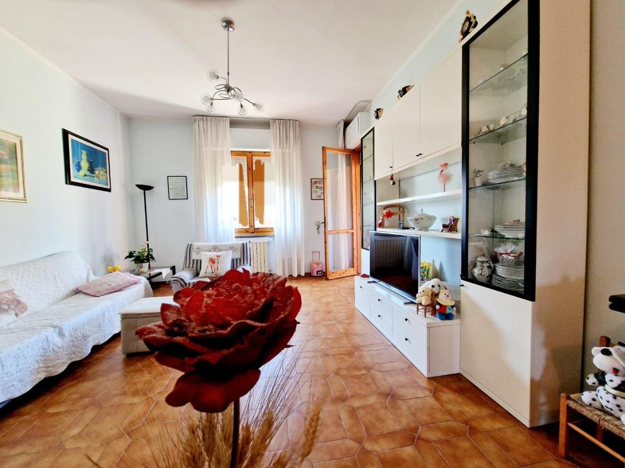 4 rooms Apartment in Campi Bisenzio, Italy No. 36166