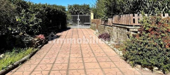 4 bedrooms Villa in Bracciano, Italy No. 11113 20