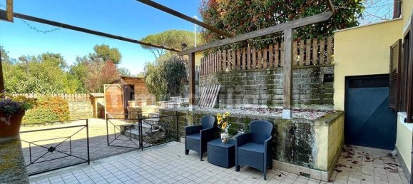 4 bedrooms Villa in Bracciano, Italy No. 11113 8