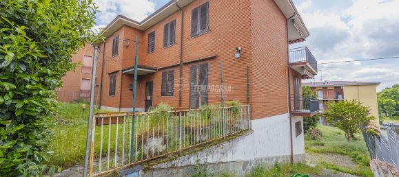 4 rooms Apartment in Pavia, Italy No. 172178 6