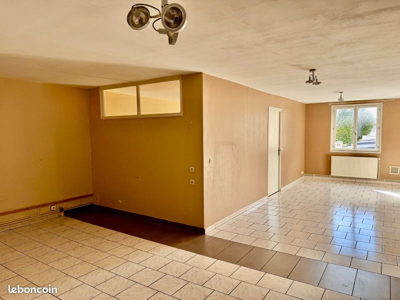 2 chambres Appartement à Saint-Quentin, France No. 233166