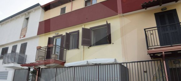 4-Zimmer Haus in Melito di Napoli, Italy, Nr. 18499 32