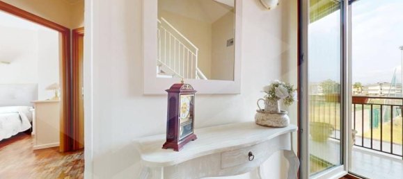 4-Zimmer Haus in Melito di Napoli, Italy, Nr. 18499 14