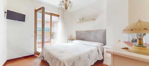 4-Zimmer Haus in Melito di Napoli, Italy, Nr. 18499 17