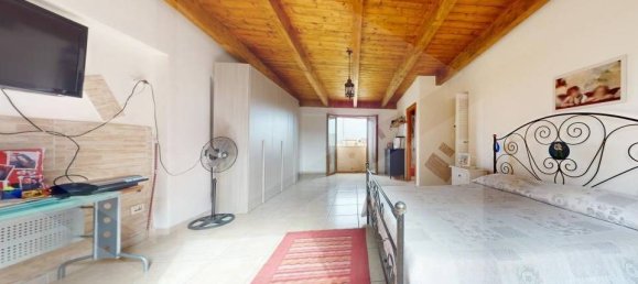 4-Zimmer Haus in Melito di Napoli, Italy, Nr. 18499 26