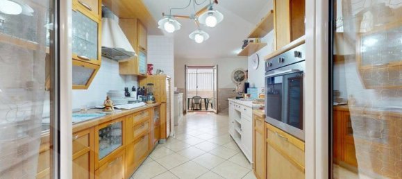 4-Zimmer Haus in Melito di Napoli, Italy, Nr. 18499 8