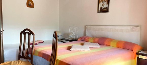 8 rooms House in Romagnese, Italy No. 32817 14