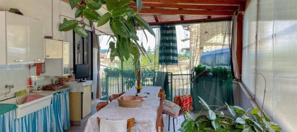 8 rooms House in Romagnese, Italy No. 32817 2