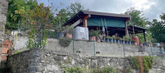 8 rooms House in Romagnese, Italy No. 32817 36