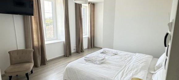 6 bedrooms House in Madranges, France No. 108522 15