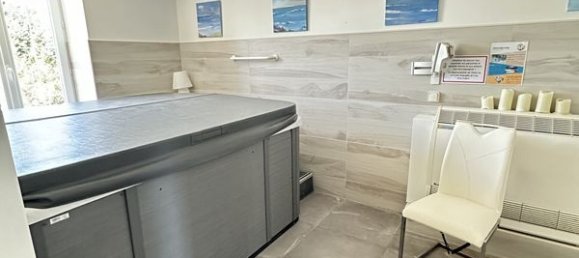 6 bedrooms House in Madranges, France No. 108522 20