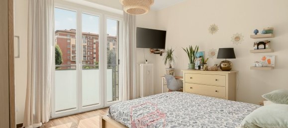 3 rooms Apartment in Milan, Italy No. 303754 12
