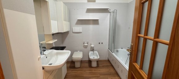 Apartamento de 3 dormitorios en Cogoleto, Italy No. 376402 10