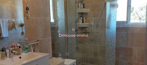 3 Schlafzimmer Haus in Saint-Remy, France, Nr. 102318 7