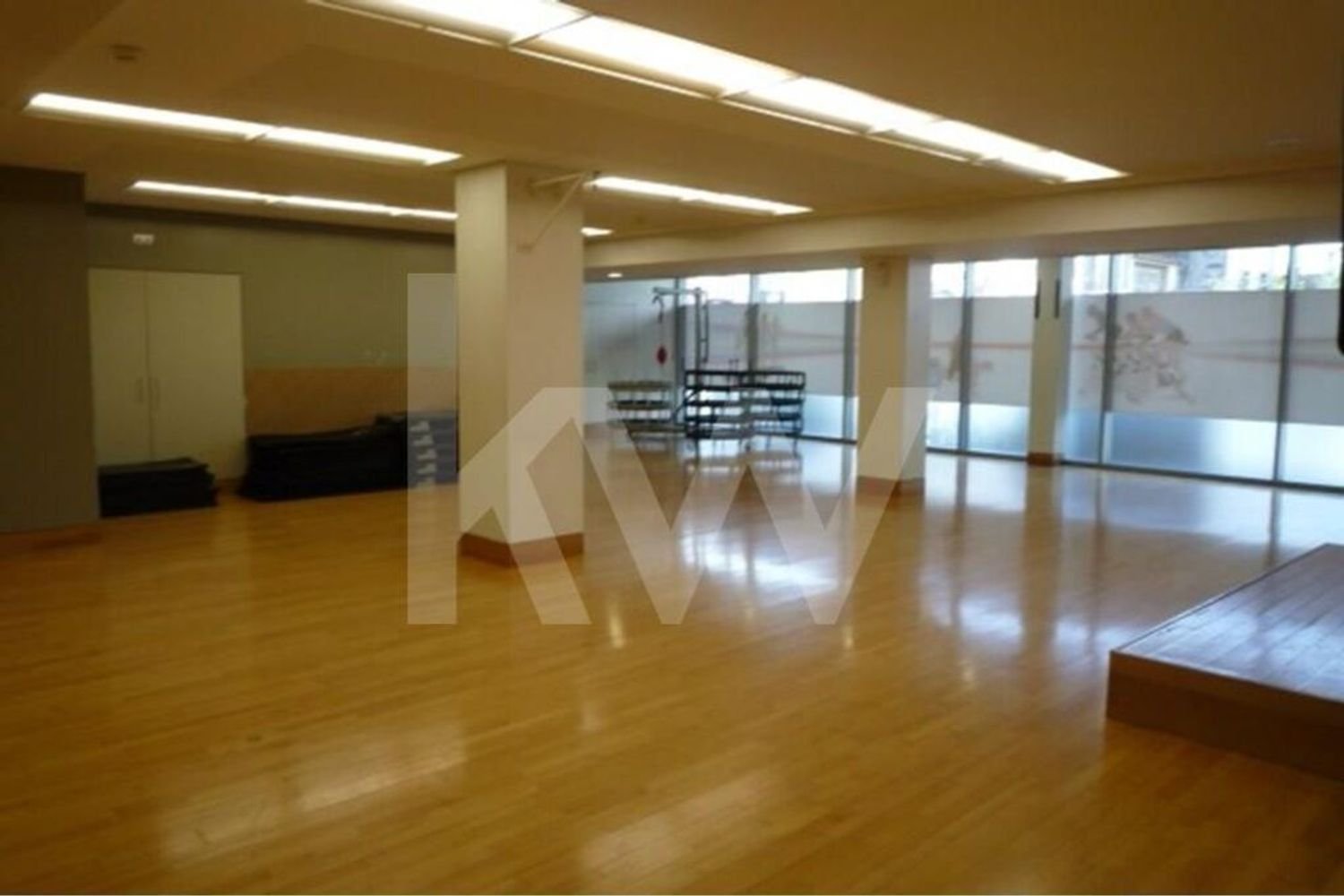 Gewerbliche Immobilie in Porto, Portugal 5136m², Nr. 50355