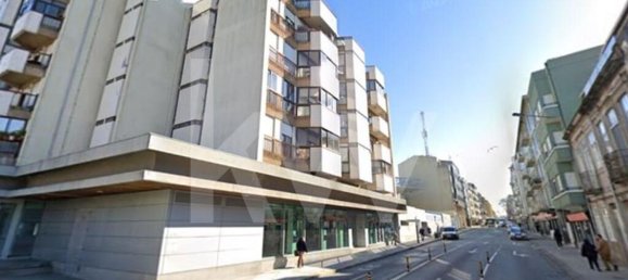 Gewerbliche Immobilie in Porto, Portugal 5136m², Nr. 50355 12