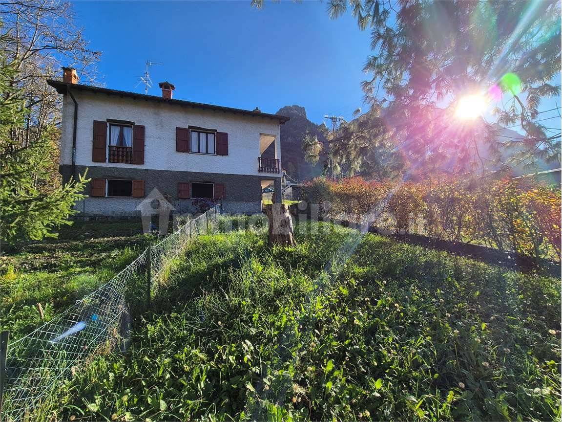 5 Schlafzimmer Haus in Cusino, Italy, Nr. 105071