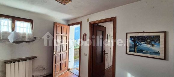 5 Schlafzimmer Haus in Cusino, Italy, Nr. 105071 37