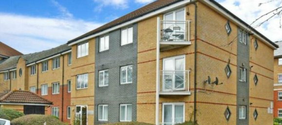 2 Schlafzimmer Wohnung in Croydon, United Kingdom, Nr. 4885 10