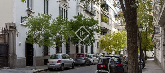 3 bedrooms Apartment in Madrid, Spain No. 182708 13