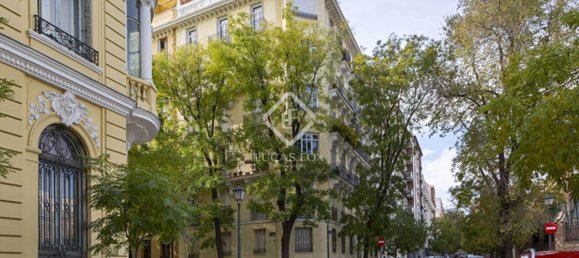 3 bedrooms Apartment in Madrid, Spain No. 182708 11