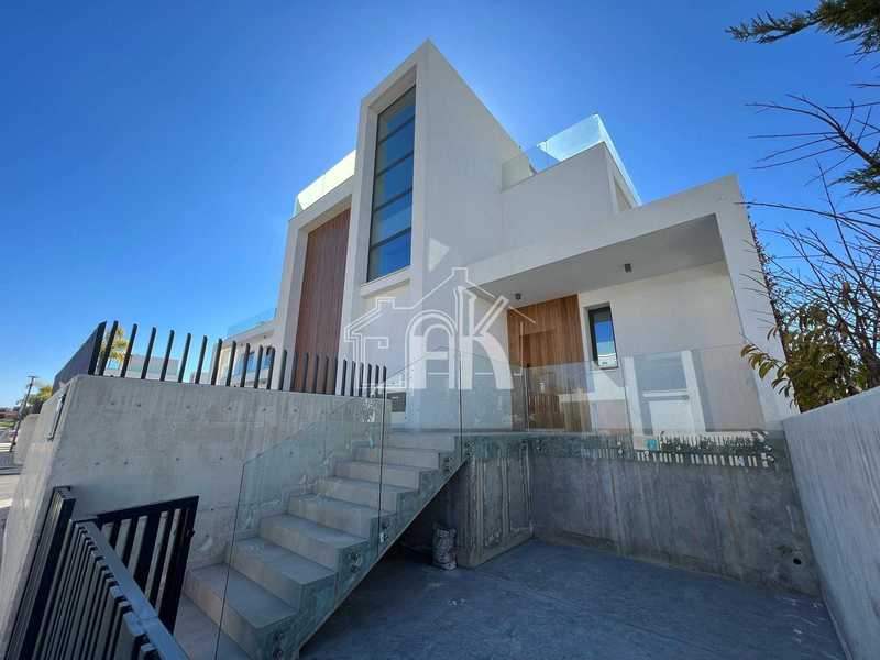 4 bedrooms Commercial property in Protaras, Cyprus No. 106208