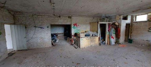 5 rooms Apartment in Cisterna di Latina, Italy No. 290117 14