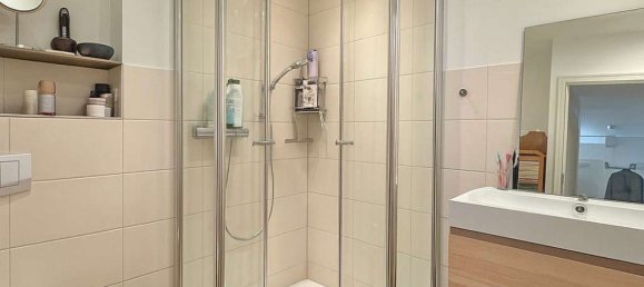 Квартира с 3 комнатами в Вандсбек, Германия № 247069 2