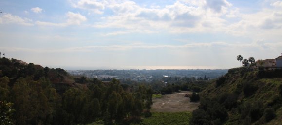 4 bedrooms Villa in La Quinta, Spain No. 147506 18