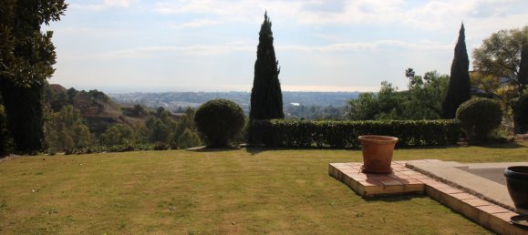 4 bedrooms Villa in La Quinta, Spain No. 147506 16