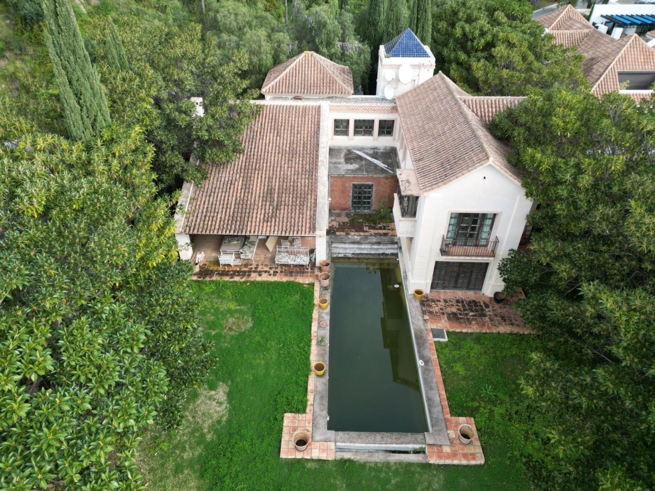 4 bedrooms Villa in La Quinta, Spain No. 147506