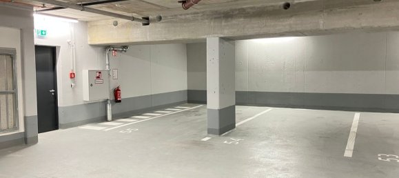 14m² Garage in Penzing, Austria No. 136691 14