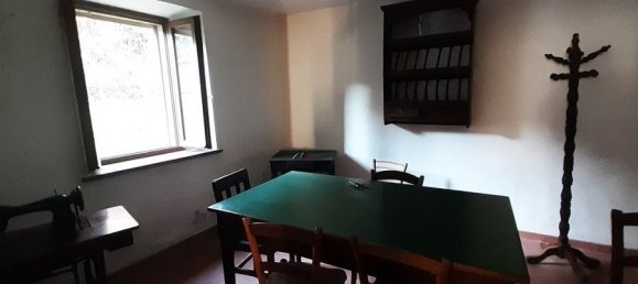 3 Schlafzimmer Haus in Minucciano, Italy, Nr. 139937 8