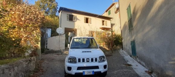 3 Schlafzimmer Haus in Minucciano, Italy, Nr. 139937 3