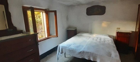 3 Schlafzimmer Haus in Minucciano, Italy, Nr. 139937 9